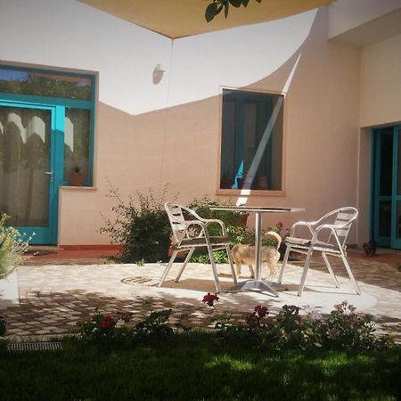 B&B-Le Rondini Monserrato Dış mekan fotoğraf