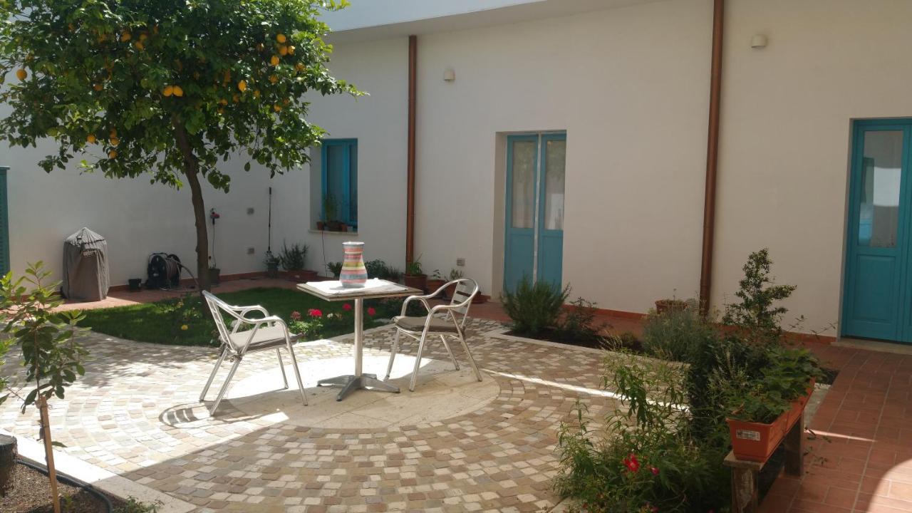 B&B-Le Rondini Monserrato Dış mekan fotoğraf