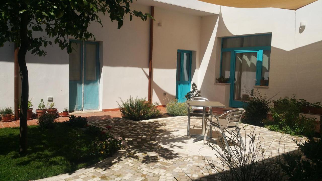B&B-Le Rondini Monserrato Dış mekan fotoğraf